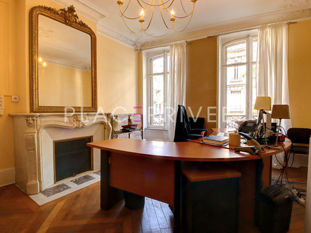 Nancy 1 390 €