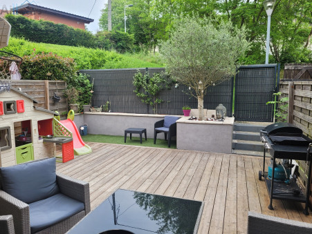 CHAMBERY  320 000 €