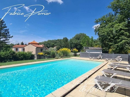 Espeluche  525 000 €