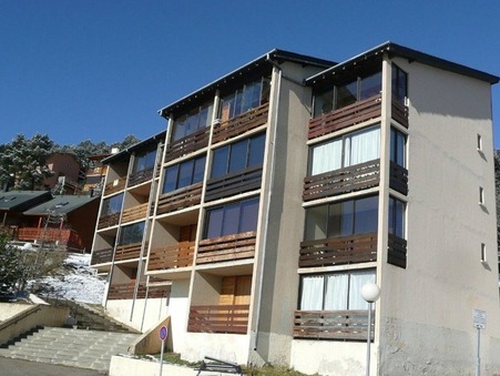 Appartement sur Les Angles ; À partir de 182 €  ; A louer Réf. 1001