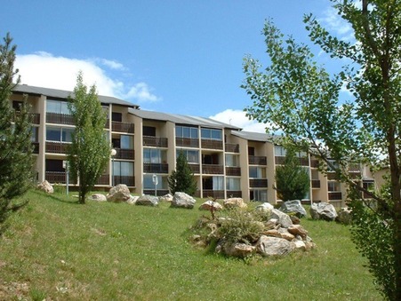 Appartement sur Les Angles ; À partir de 247 €  ; A louer Réf. 1004-bis