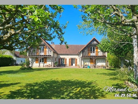Estissac  290 000 €