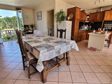 Saint-Sauvant  265 000 €