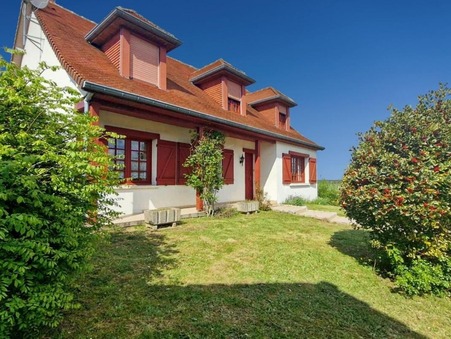 Avesnes-le-Comte  260 000 €