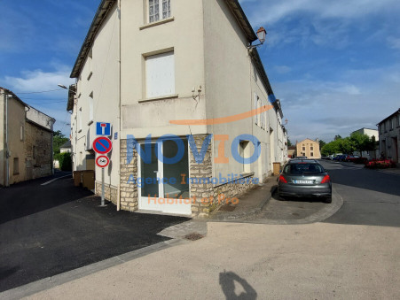 Vendeuvre du poitou  350 €