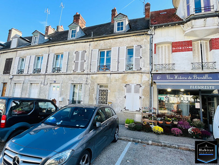 Le plessis belleville  174 000 €