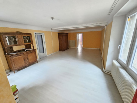 Saint-Claude 72 000 €