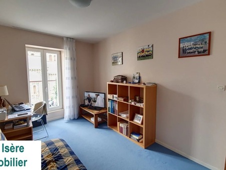 Immeuble 250 000 €  Réf. 21 214 SGG-3208683 La Mure