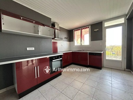 Cherves-Richemont 85 300 €