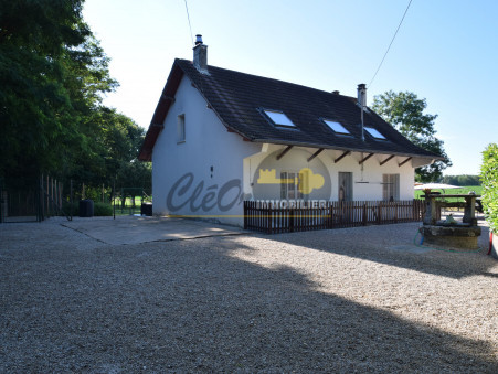 Saint-Germain-du-Bois  250 000 €