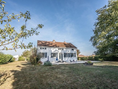 Beaune  285 000 €