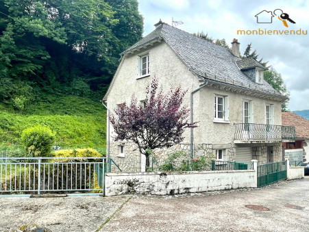 POLMINHAC  128 000 €