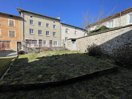 Poule-les-Écharmeaux  180 000 €