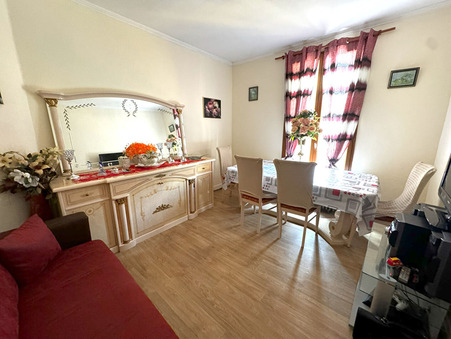 Epinay sur seine  125 000 €