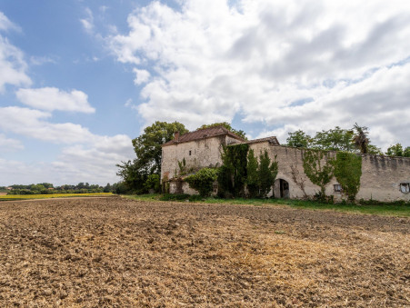 BOURG DE VISA  190 000 €