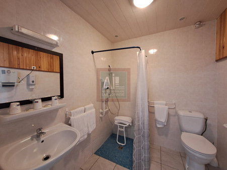 Vente Immeuble La Bastide-Puylaurent Réf. 3176 - Slide 7