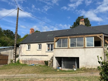 Montval-sur-Loir  228 778 €