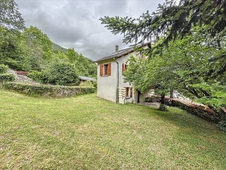 BESSE-ET-SAINT-ANASTAISE 95 000 €