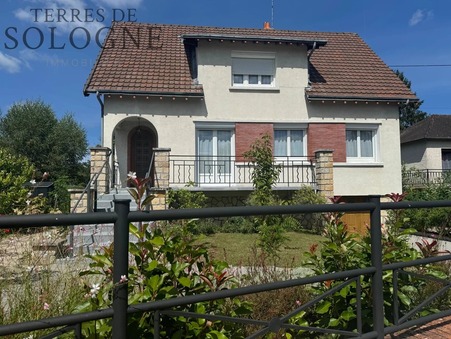 Lamotte-Beuvron  278 700 €