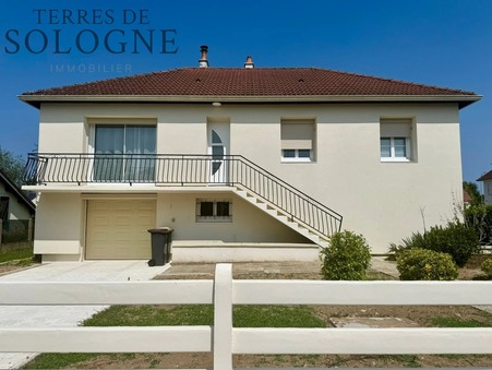 Lamotte-Beuvron  267 750 €
