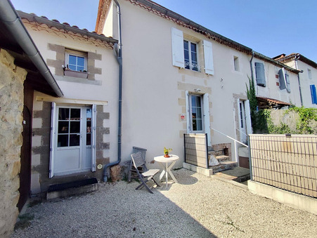 Luchapt  144 000 €