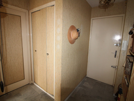 Appartement sur Hyeres ; 140 000 €  ; A vendre Réf. 295