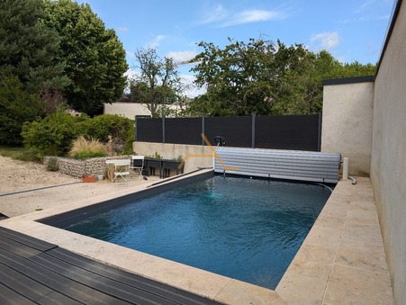LE POET LAVAL  383 000 €