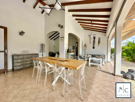 Maison sur Ste Anne ; 559 000 €  ; Achat Réf. CAR99