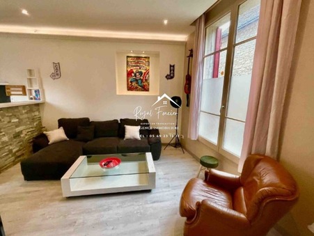 La Roche-Posay  199 500 €