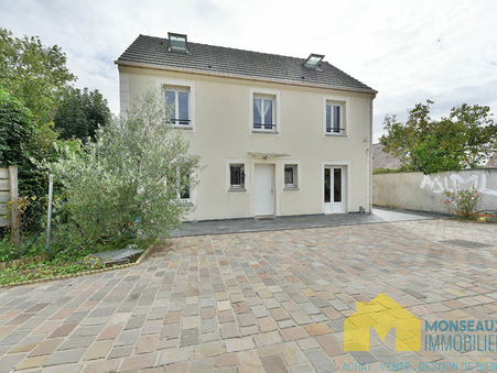 Epinay sur orge  490 000 €
