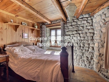Saint-Anthème  125 000 €
