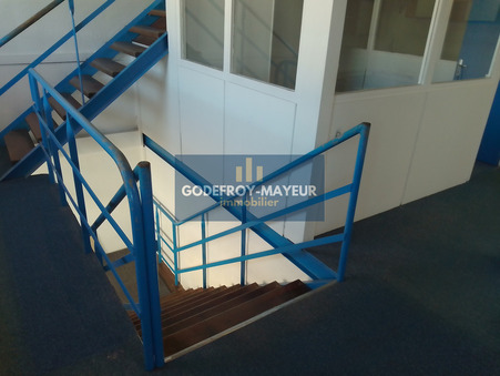 Local commercial 580 000 €  Réf. 145325491 Baie-Mahault