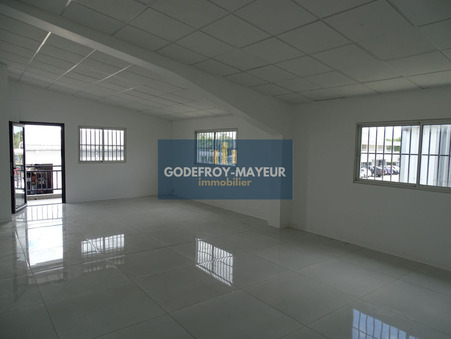 A louer local commercial Les Abymes 97139; 1 334 € 