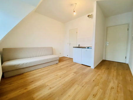 PARIS 16EME ARRONDISSEMENT  750 €