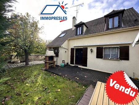 PRESLES  355 000 €