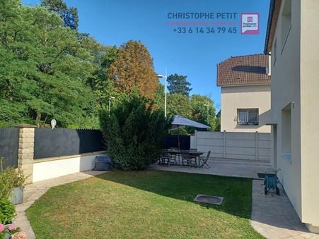 Le Plessis-Bouchard  635 000 €