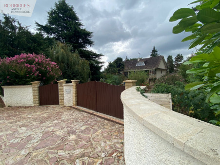 VOUNEUIL SOUS BIARD  399 000 €
