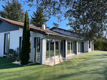 TIGNIEU JAMEYZIEU  495 000 €