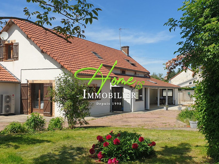 Aix-d\'Angillon  253 000 €