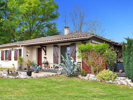 Poyanne  375 000 €