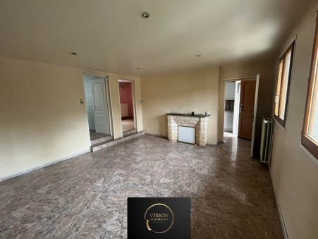 TROYES  176 000 €