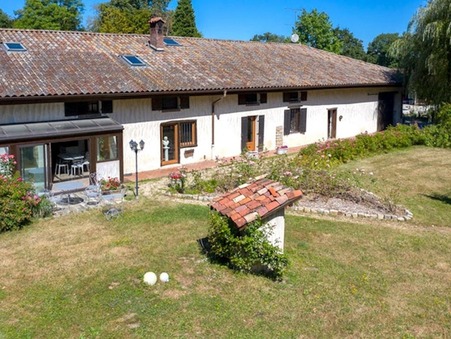 Viriat  585 000 €