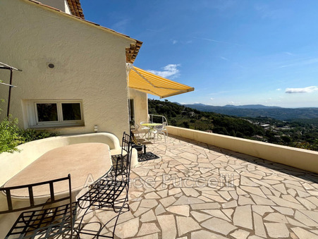 Saint-Jeannet  693 000 €