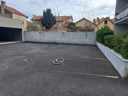 Parking 65 €  Réf. 0043150017 Clermont Ferrand