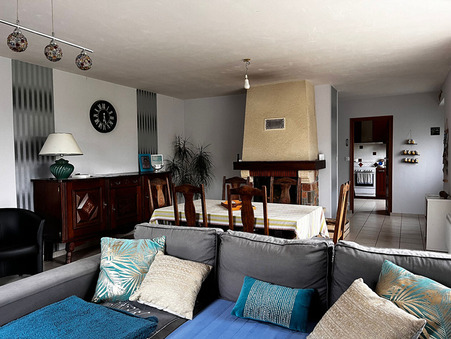 Maison sur Saint Quentin les Anges ; prix nous consulter ; A vendre Réf. M910303