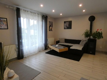 Ivry-la-Bataille  260 000 €