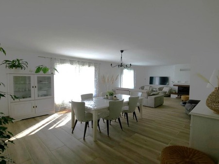 Saint-Rémy-sur-Avre  219 620 €