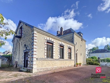 Mauves-sur-Huisne  377 000 €