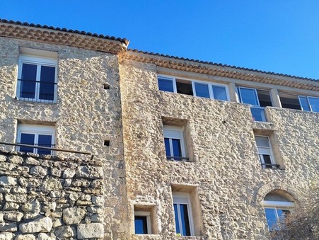 Digne-les-Bains  129 000€