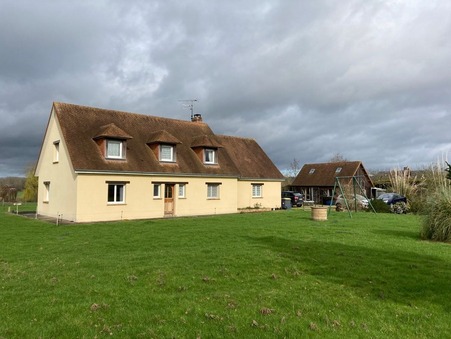 CREVECOEUR EN AUGE  365 000 €